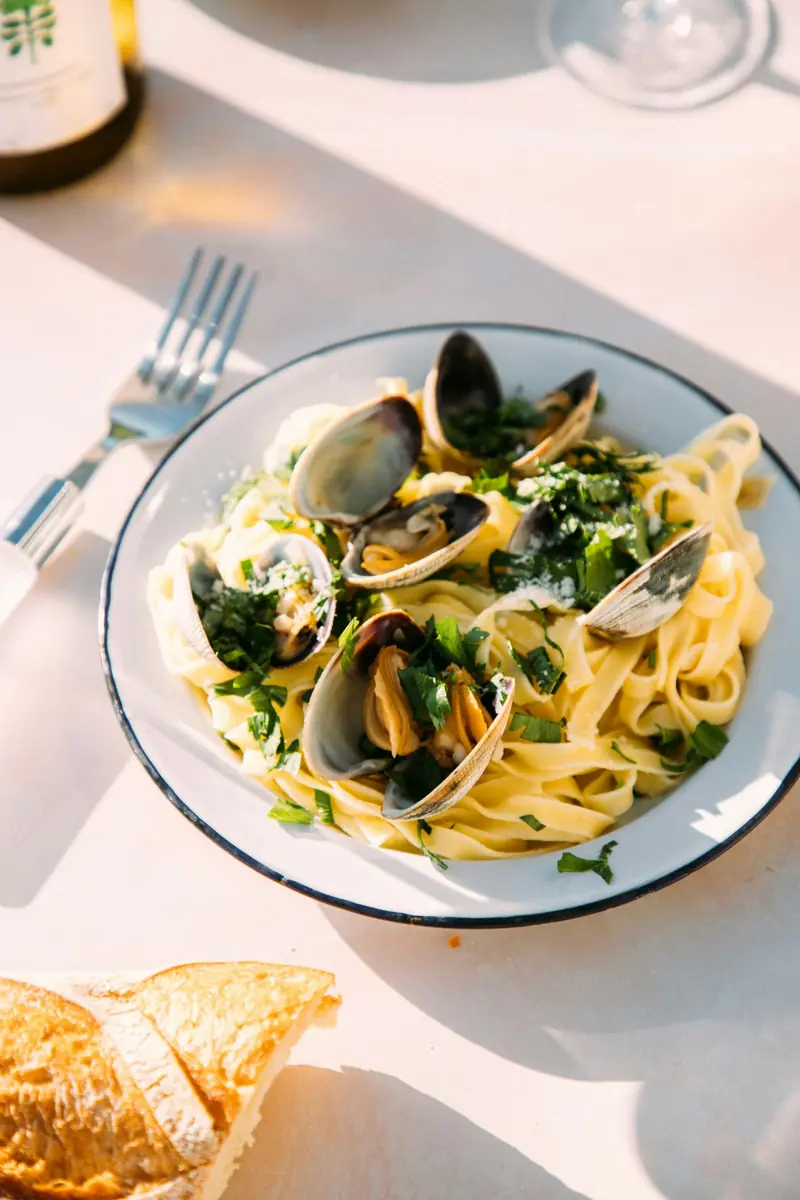 Tagliolini con almejas